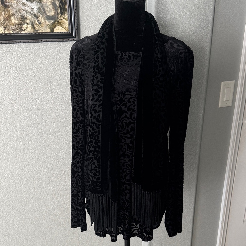 Karen Kane Elegant Black Velvet Top and Scarf Set!! Size L